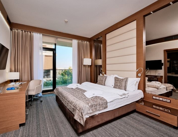 Улучшенный с боковым видом на море - Парк-отель «Арфа»